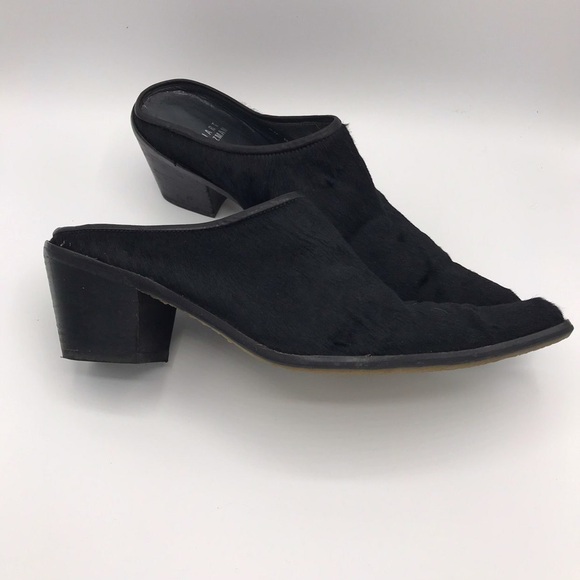 Stuart Weitzman Genuine Calf Hair Mules Clogs Size 8 Black Slip On Womens - Picture 2 of 8